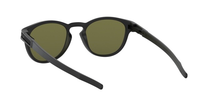 Sonnenbrillen Oakley Latch OO 9265 (926506) farbe matte black form oval gläser violet iridium