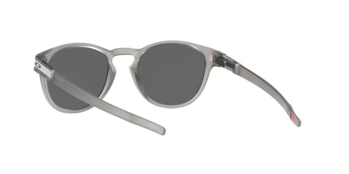 Sonnenbrillen Oakley Latch OO 9265 (926558) farbe grey ink form oval gläser prizm black
