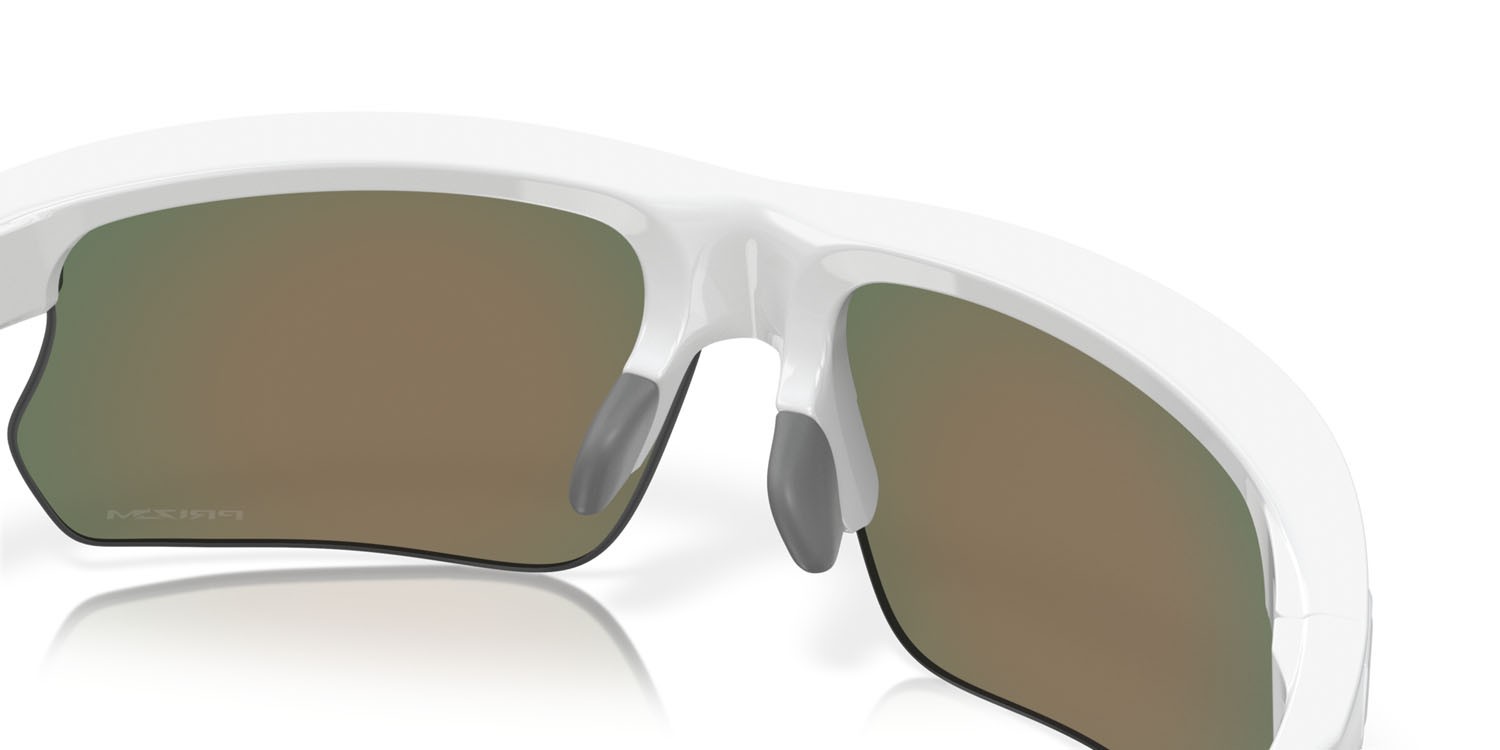 Sonnenbrillen Oakley Bisphaera OO 9400 (940003) farbe bianco lucido form rechteckig gläser prizm ruby