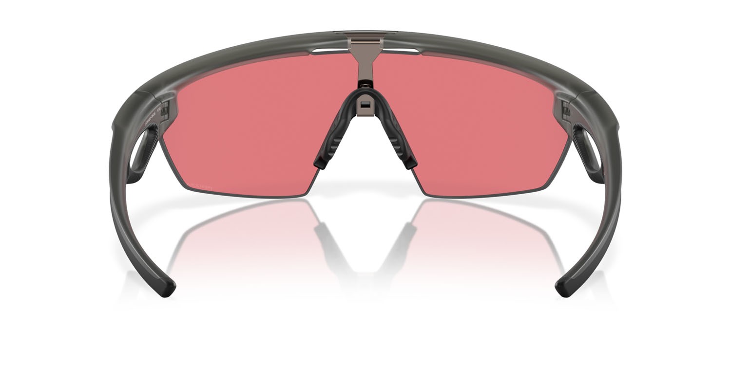 Occhiali da sole Oakley Sphaera OO 9403 (940309) colore grigio fumo opaco forma mask lenti prizm trail torch