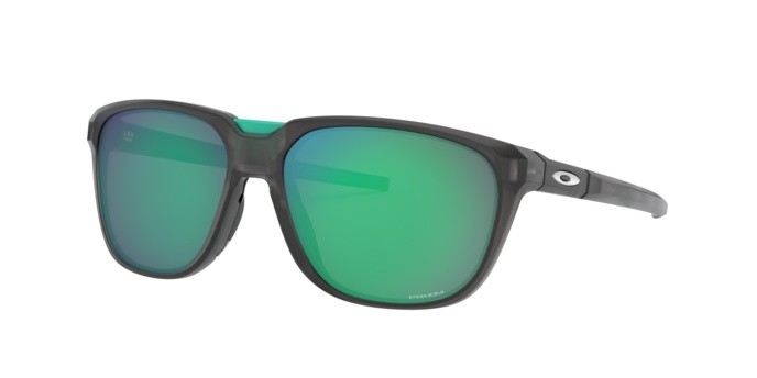Sonnenbrillen Oakley anorak OO 9420 (942003) farbe matte grey smoke form quadratisch gläser prizm jade