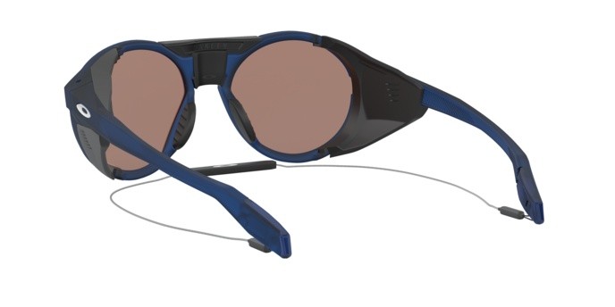 Occhiali da sole Oakley Clifden OO 9440 (944005) colore matte translucent blue forma rotondo lenti prizm deep h2o polarized