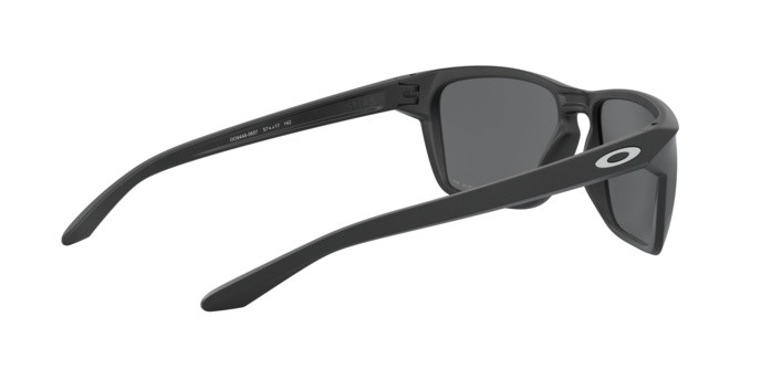 Occhiali da sole Oakley Sylas OO 9448 (944806) colore matte black forma rettangolare lenti prizm black polarized