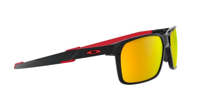 Occhiali da sole Oakley Portal x OO 9460 (946005) colore polished black forma rettangolare lenti prizm ruby polarized