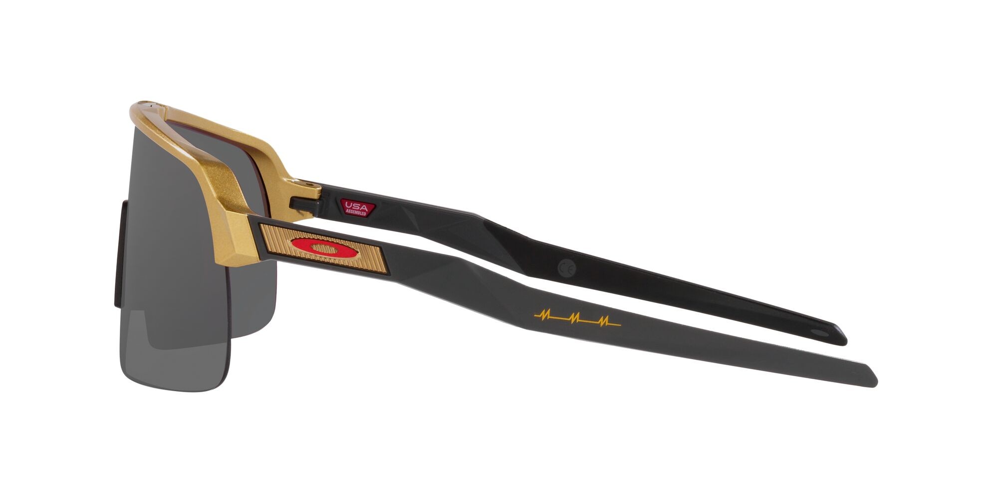 Occhiali da sole Oakley Sutro Lite Patrick Mahomes II Collection OO 9463 (946347) colore oro olimpico forma mask lenti prizm black
