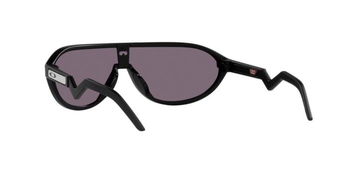 Sonnenbrillen Oakley Cmdn OO 9467 (946701) farbe matte black form rechteckig gläser prizm grey