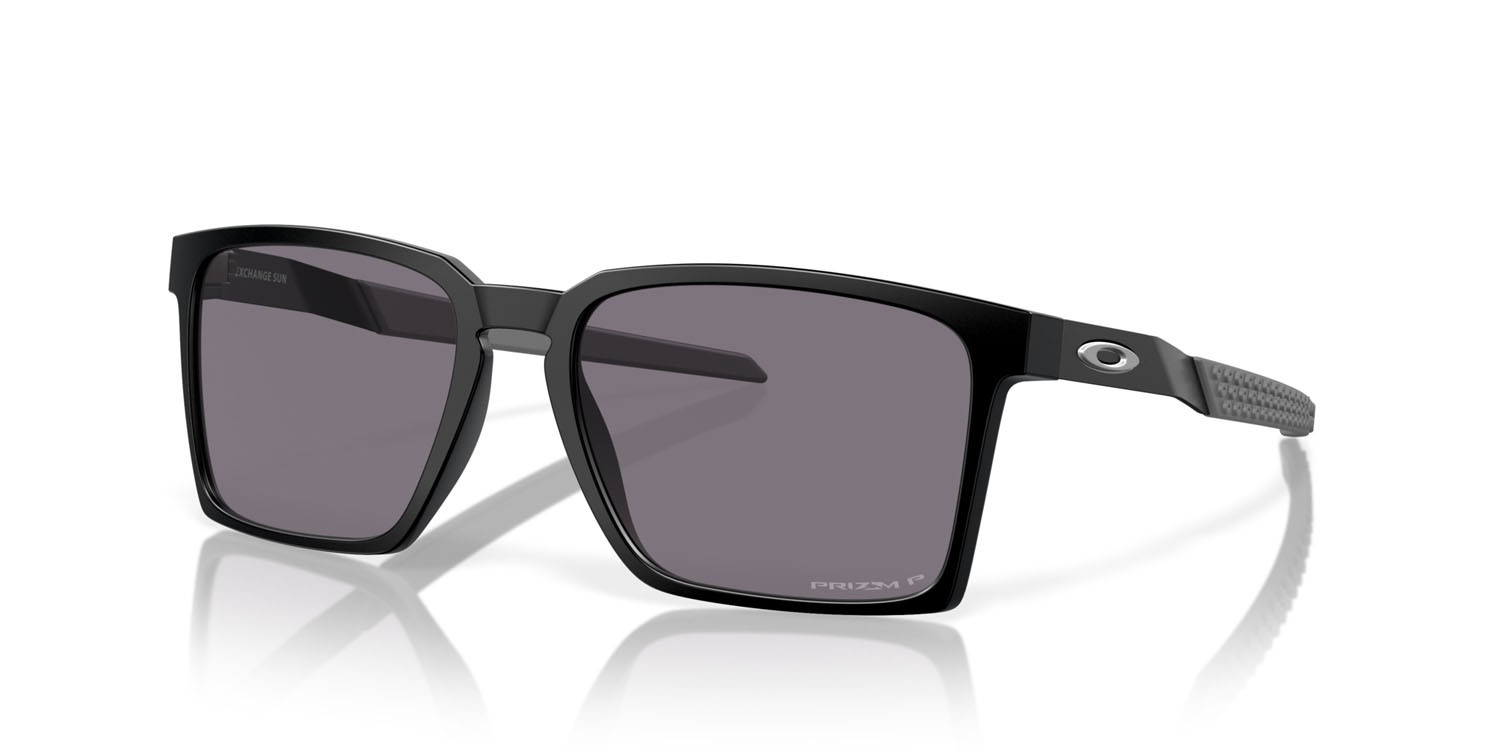 Occhiali da sole Oakley Exchange Sun OO 9483 (948304) colore nero satinato forma rettangolare lenti prizm grey polarized