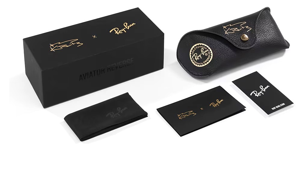 Occhiali da sole Ray-Ban Aviator Reverse Lenny Kravitz RB R0101S (002/GR) colore nero forma aviator lenti grigio scuro