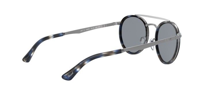 Sonnenbrillen Persol PO 2467S (109956) farbe gunmetal form pantos gläser light blue