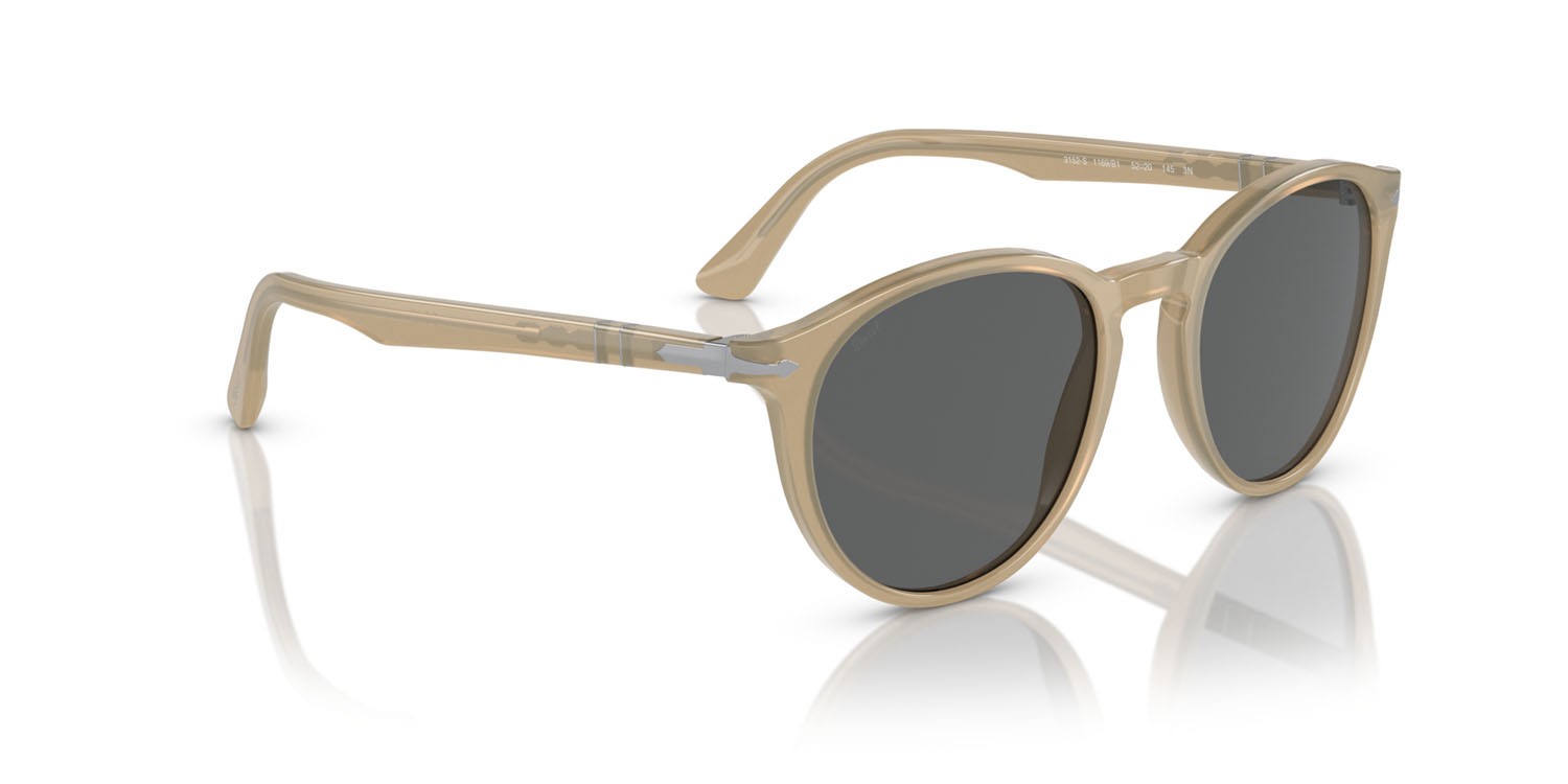 Occhiali da sole Persol PO 3152S (1169B1) colore beige opalino forma rotondo lenti grigio scuro