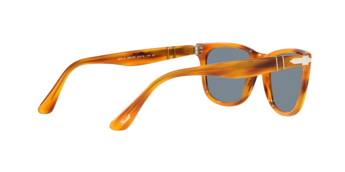 Occhiali da sole Persol PO 3291S (960/56) colore striped brown forma rettangolare lenti light blue