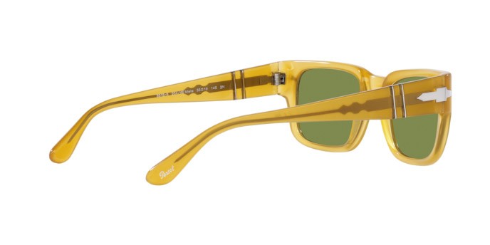 Occhiali da sole Persol PO 3315S (204/4E) colore miele forma rettangolare lenti verde