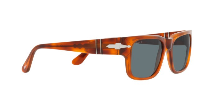Occhiali da sole Persol PO 3315S (96/3R) colore terra di siena forma rettangolare lenti polarizzata blu scuro