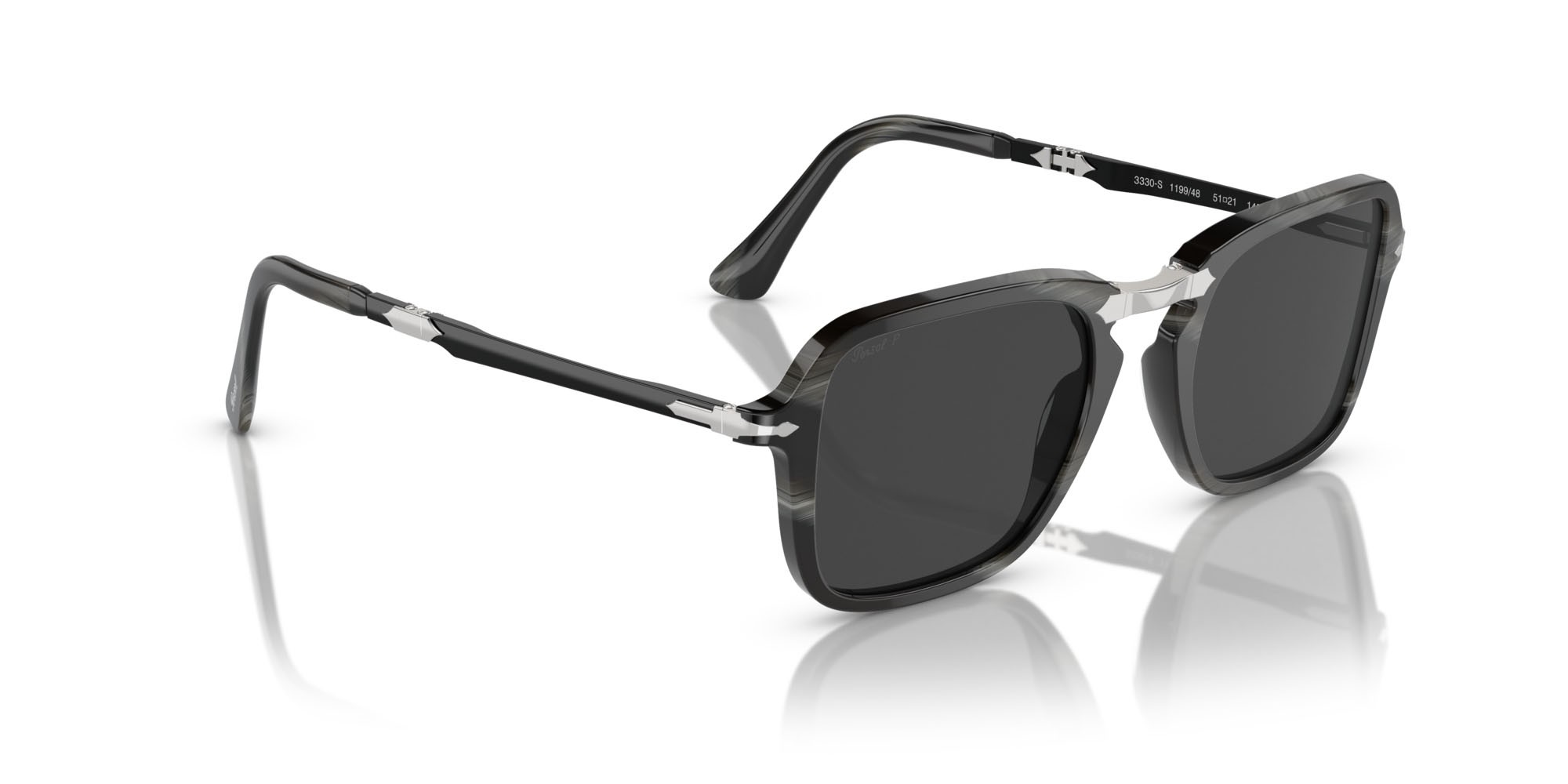 Occhiali da sole Persol PO 3330S (119948) colore corno nero forma rettangolare lenti polar nera