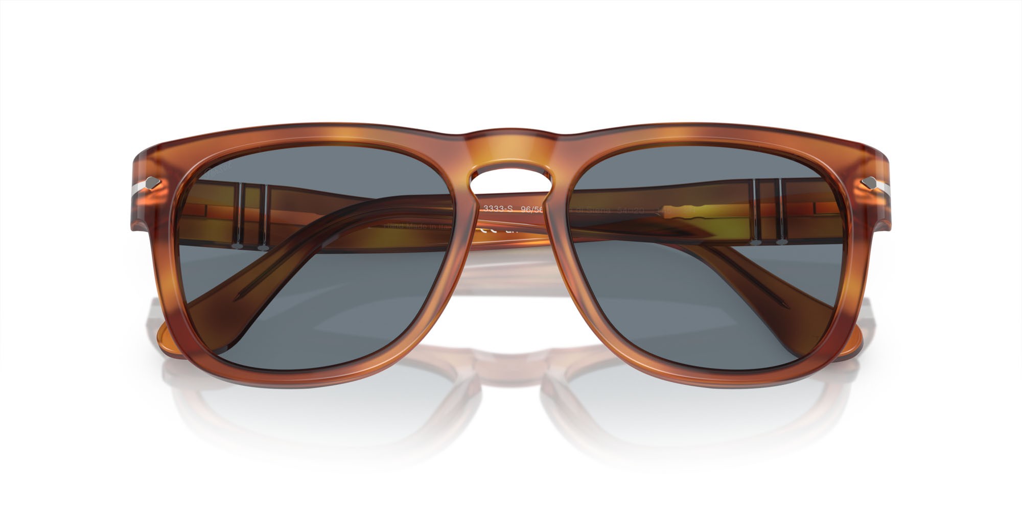 Occhiali da sole Persol Elio PO 3333S (96/56) colore terra di siena forma quadrato lenti azzurro