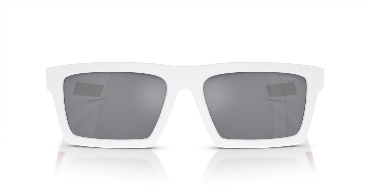 Occhiali da sole Prada Linea Rossa PS 02ZSU (17S40A) colore matte white/black rubber forma rettangolare lenti azzurro specchiato argento