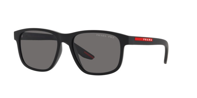 Occhiali da sole Prada Linea Rossa PS 06YS (DG002G) colore nero effetto gommato forma quadrato lenti polar grigio scuro