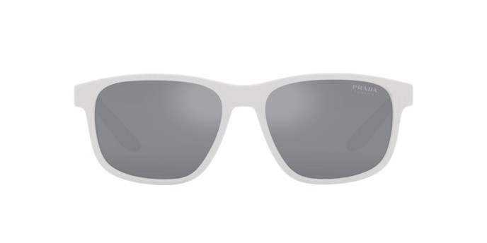Occhiali da sole Prada Linea Rossa PS 06YS (TWK40A) colore bianco effetto gommato forma quadrato lenti azzurro specchiato argento