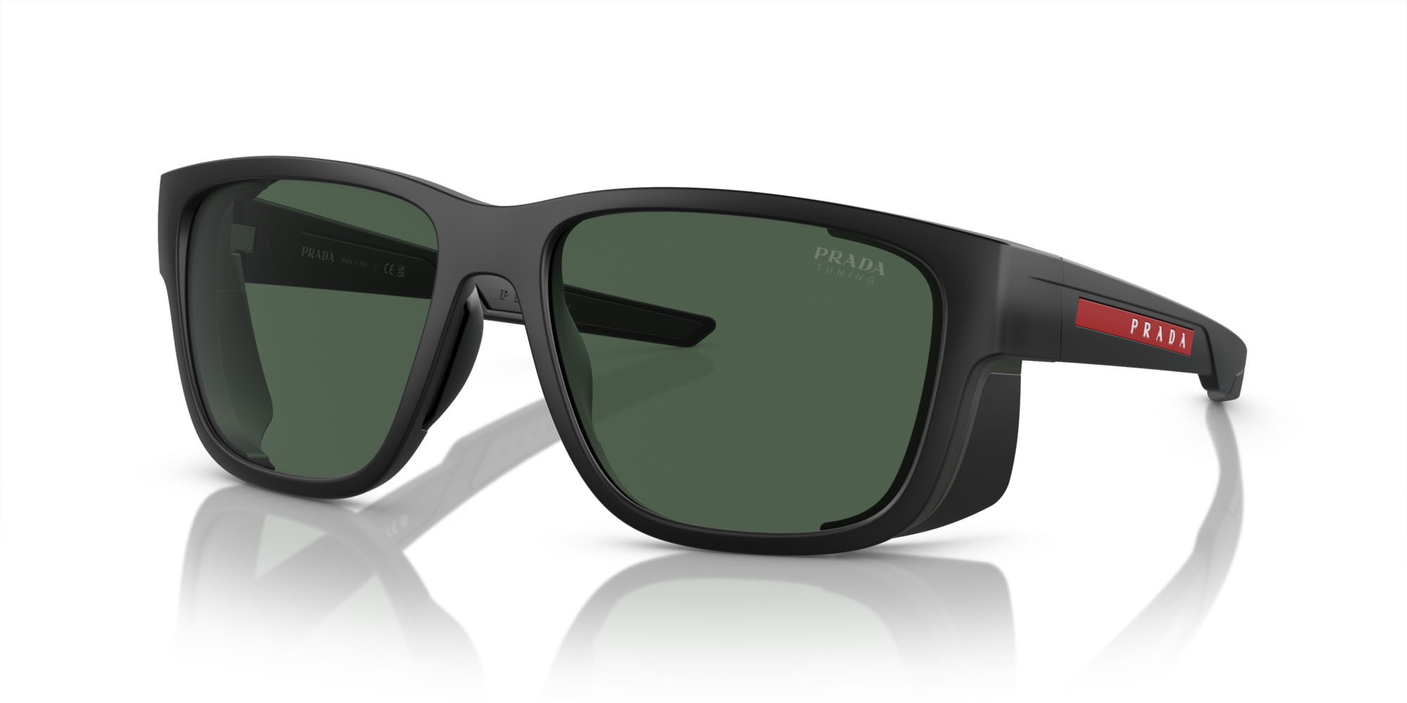 Occhiali da sole Prada Linea Rossa PS 07WS (1BO06U) colore nero opaco forma quadrato lenti verde scuro