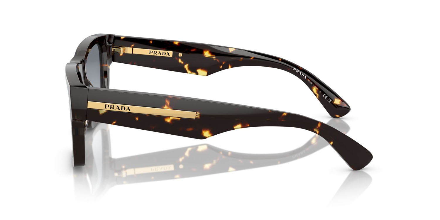 Occhiali da sole Prada PR 25ZS (16R30F) colore malto nero tartarugato forma rettangolare lenti sfumato grigio