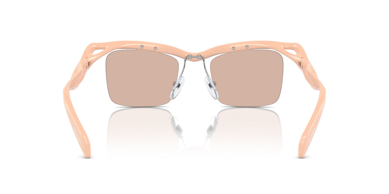 Occhiali da sole Prada PR A15S (18Q4I2) colore pesca forma rettangolare lenti marrone chiaro