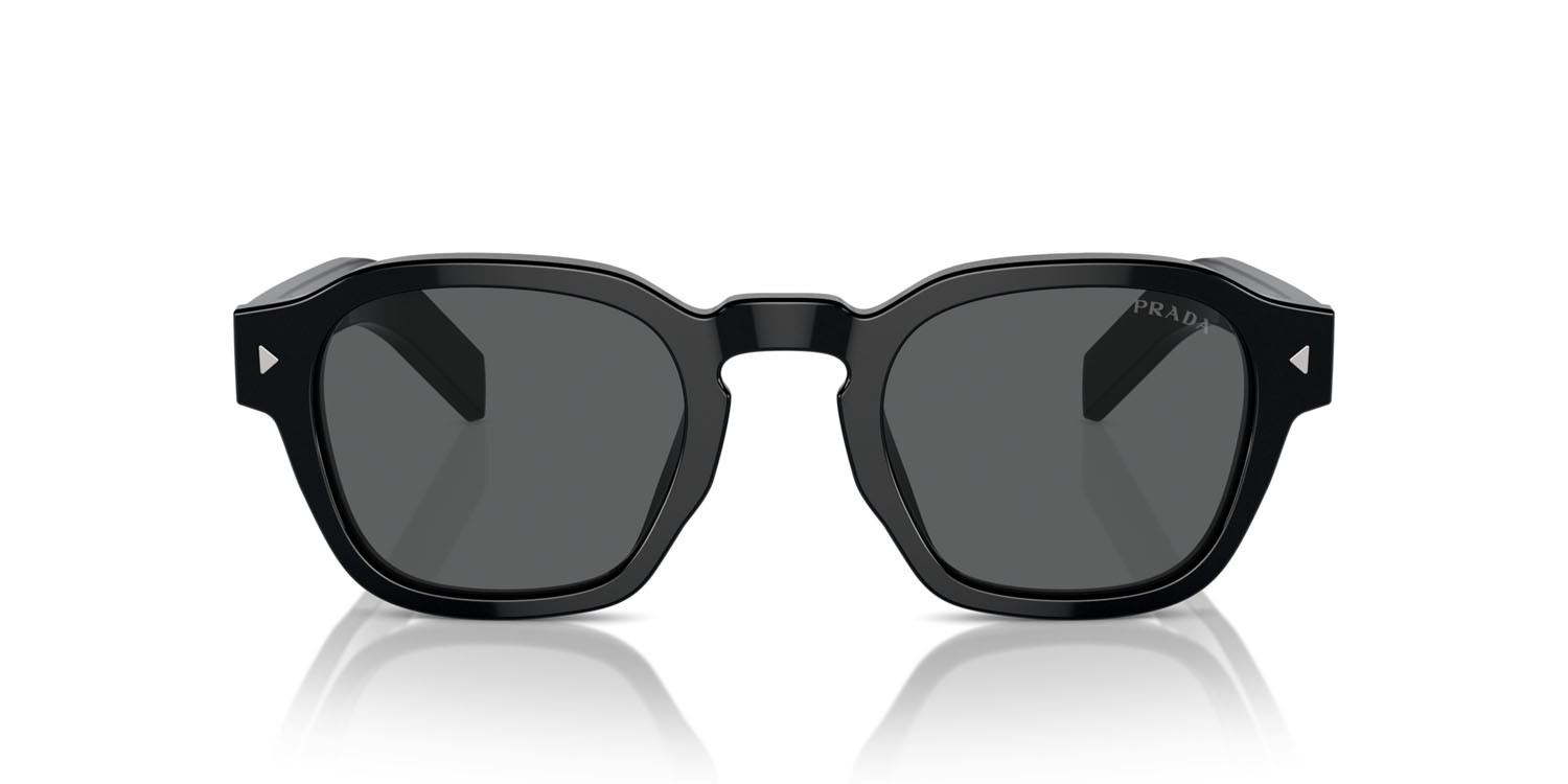 Occhiali da sole Prada PR A16S (16K731) colore nero forma pantos lenti grigio scuro