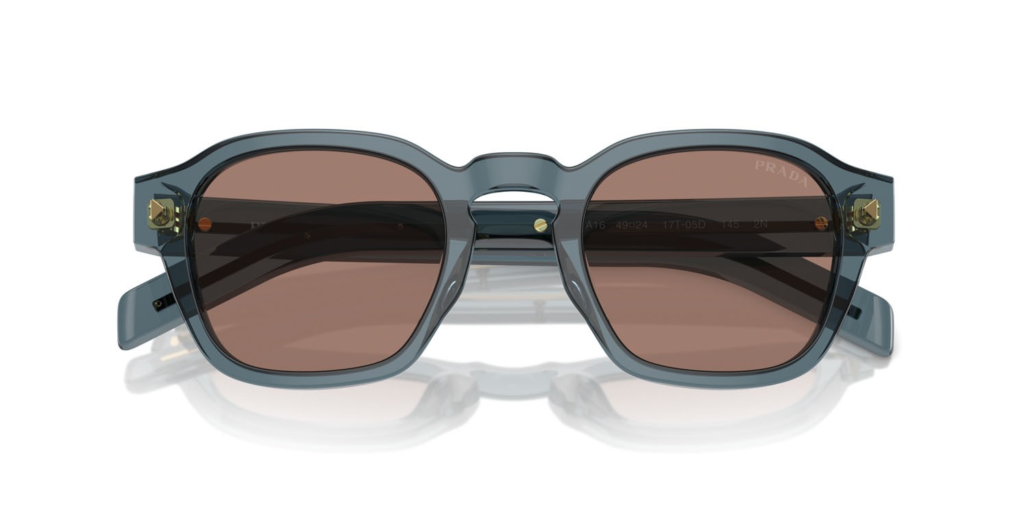 Occhiali da sole Prada PR A16S (17T05D) colore transparent ocean forma pantos lenti marrone a specchio/interno grigio