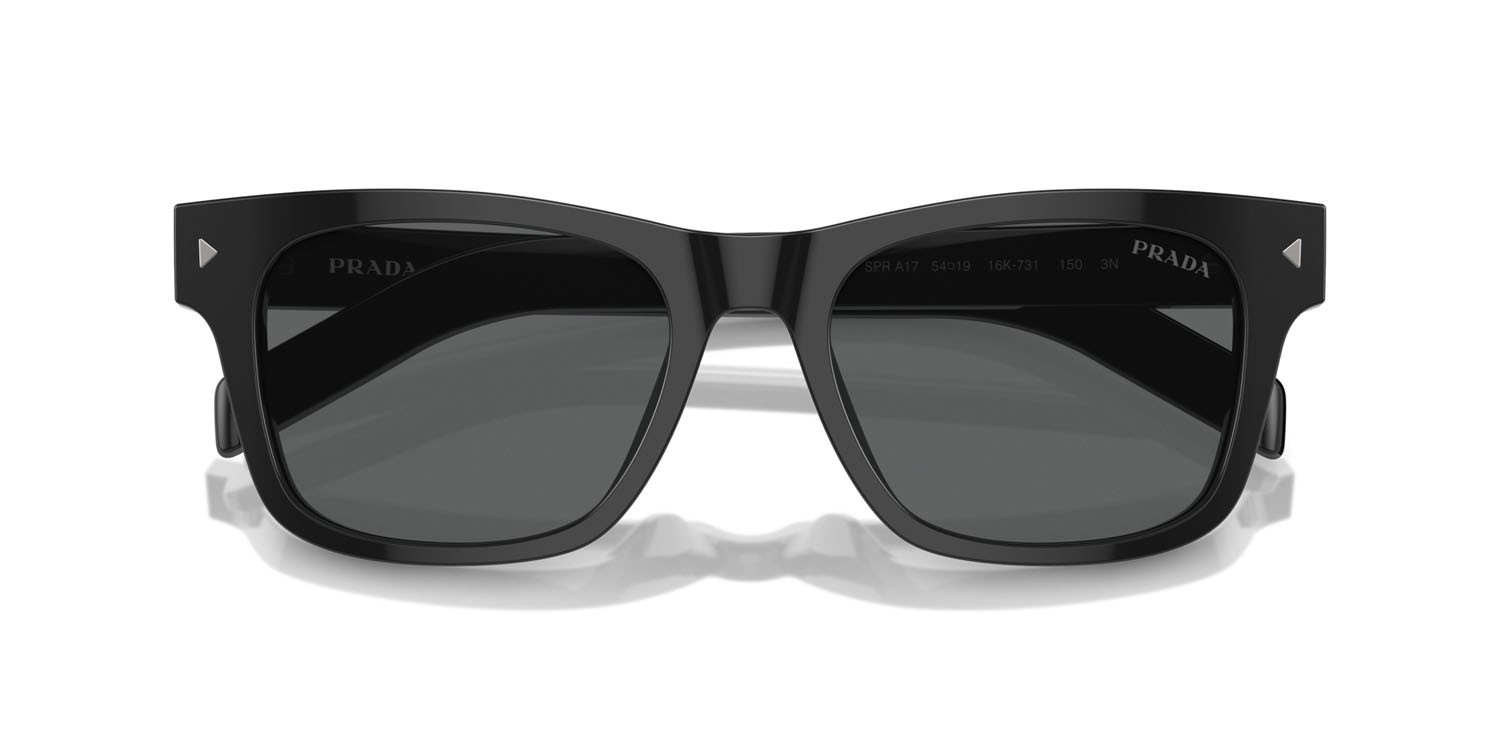 Occhiali da sole Prada PR A17S (16K731) colore nero forma rettangolare lenti grigio scuro