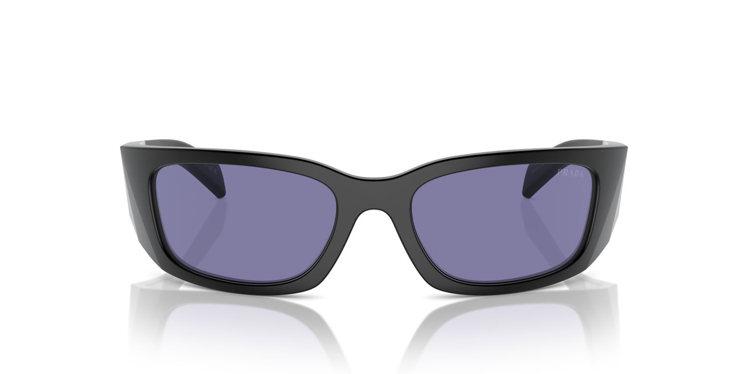 Occhiali da sole Prada PR A19S (1BO40G) colore nero opaco forma farfalla lenti violetto scuro