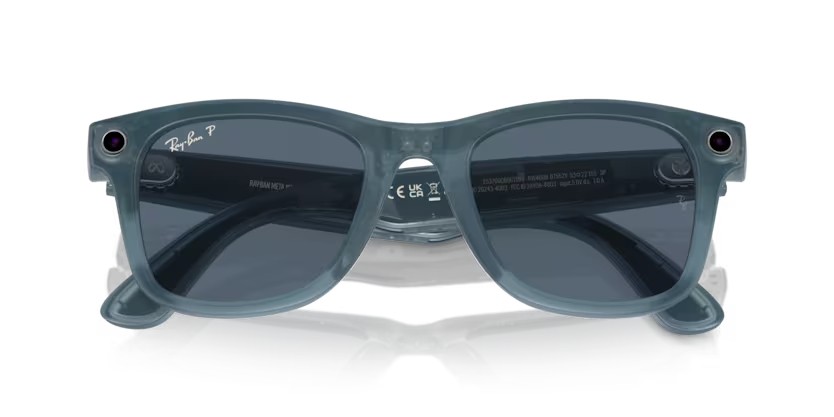 Sonnenbrillen Ray-Ban Meta Smart Glasses Wayfarer Large RW 4008 (67552V) farbe jeans form quadratisch gläser blu polvere