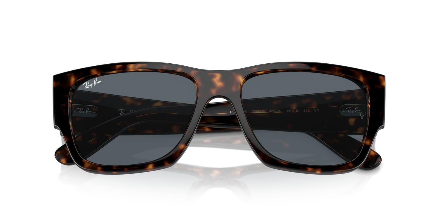 Occhiali da sole Ray-Ban Carlos RB 0947S (902/R5) colore havana forma rettangolare lenti blu
