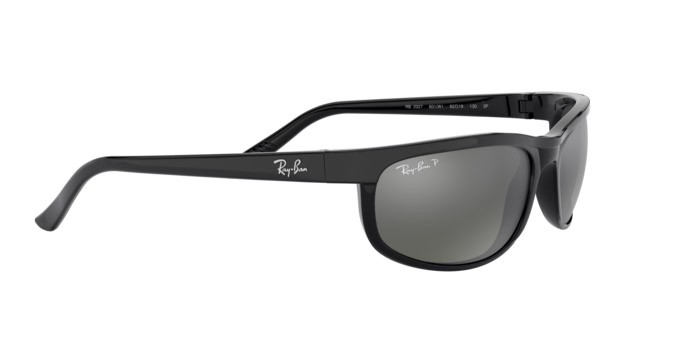 Sonnenbrillen Ray-Ban Predator RB 2027 (601/W1) farbe black form rechteckig gläser dark grey