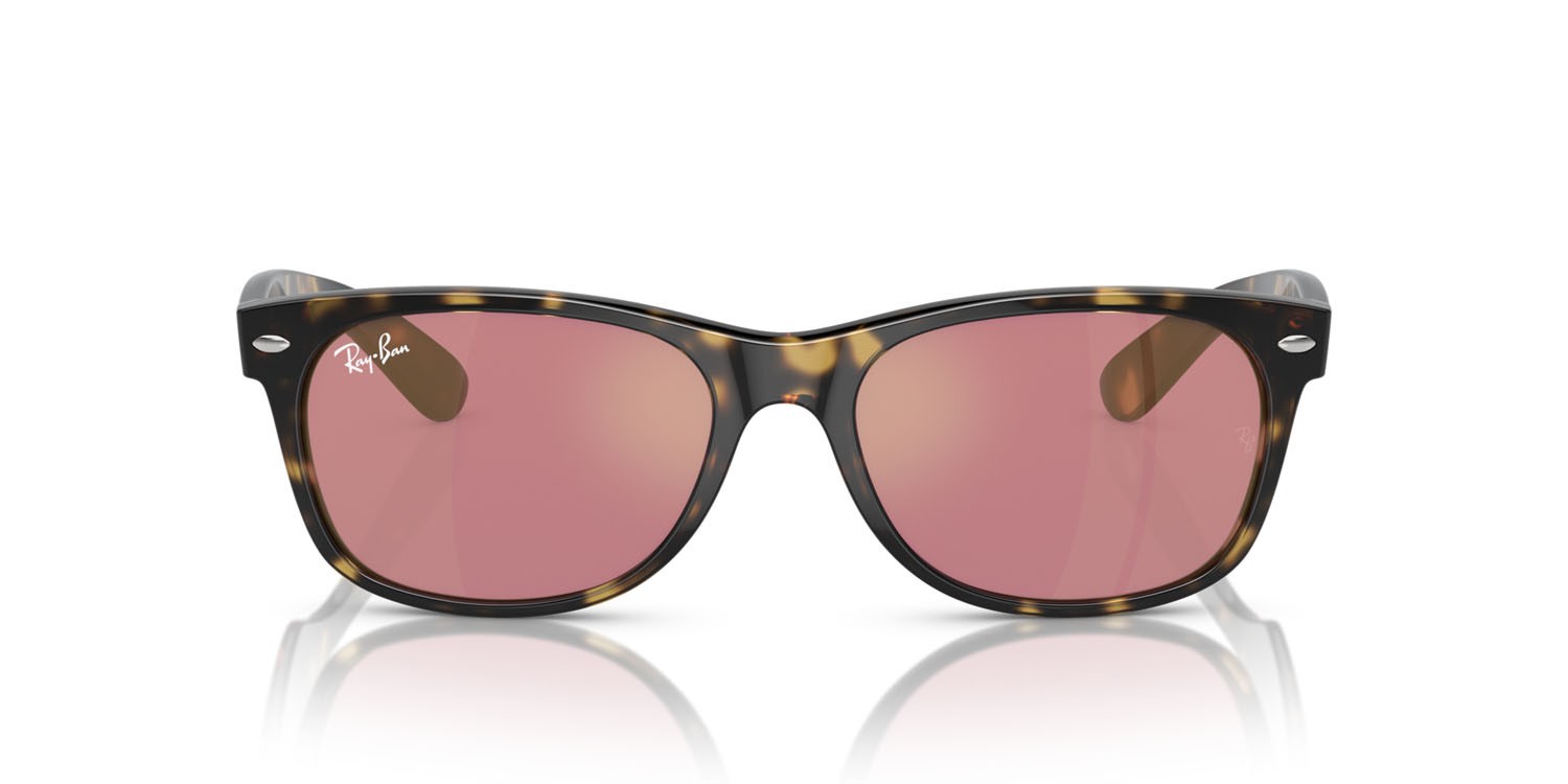 Occhiali da sole Ray-Ban New Wayfarer RB 2132 (902/U0) colore havana forma quadrato lenti viola/oro
