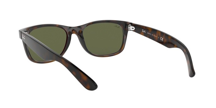 Sonnenbrillen Ray-Ban New wayfarer (f) RB 2132F (902L) farbe tortoise form quadratisch gläser crystal green