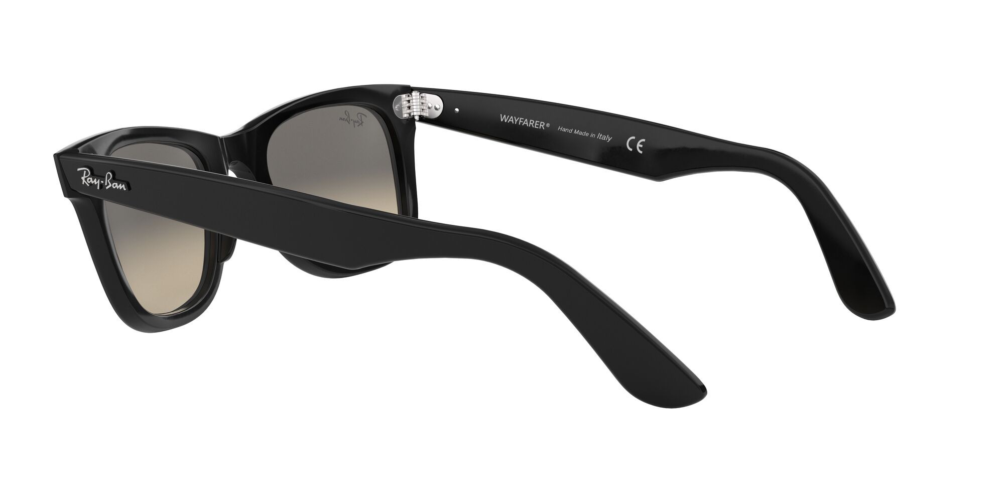 Occhiali da sole Ray-Ban Wayfarer RB 2140 (901/32) colore nero forma quadrato lenti grigio crystal sfumato