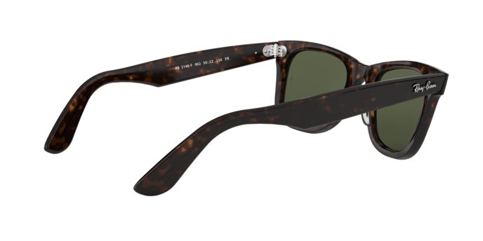 Sonnenbrillen Ray-Ban Wayfarer RB 2140F (902) farbe tortoise form quadratisch gläser crystal green