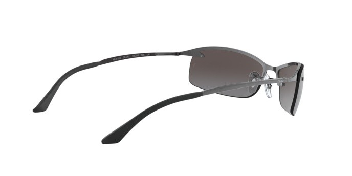 Sonnenbrillen Ray-Ban RB 3183 (004/82) farbe gunmetal form rechteckig gläser polar grey mirror silver grad.