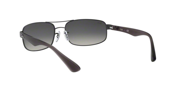 Occhiali da sole Ray-Ban RB 3445 (006/11) colore matte black forma rettangolare lenti gray gradient