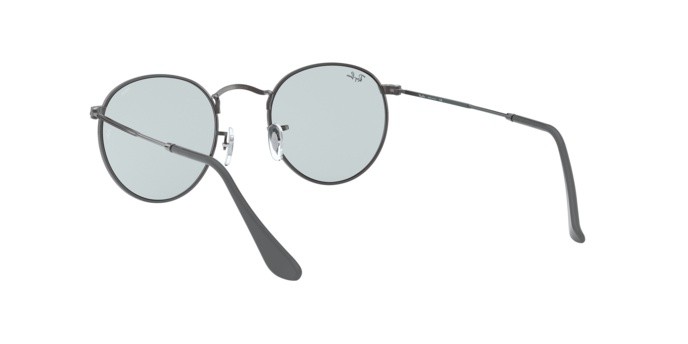 Sonnenbrillen Ray-Ban Round Metal Solid Evolve RB 3447 (004/T3) farbe gunmetal form rund gläser light blue