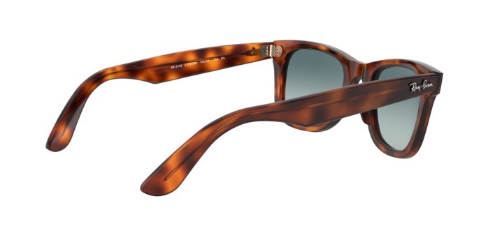 Sonnenbrillen Ray-Ban Wayfarer Ease RB 4340 (63973M) farbe red havana form quadratisch gläser blue gradient grey