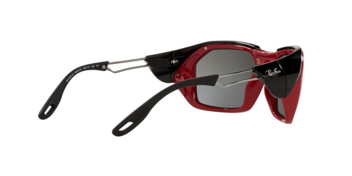 Sonnenbrillen Ray-Ban Scuderia Ferrari Collection RB 4367M (F6636G) farbe red form unregelmäßig gläser grey mirror silver gradient