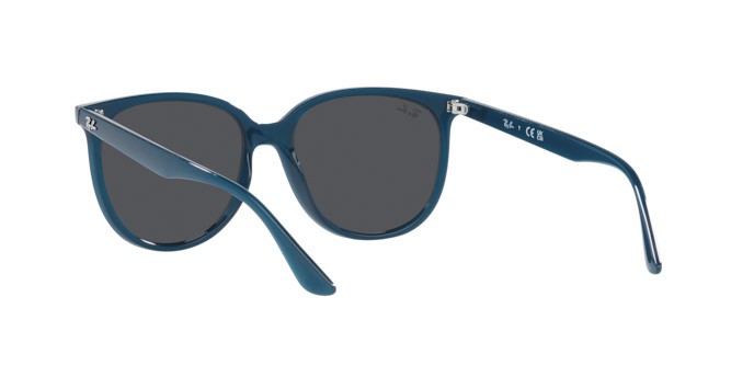 Occhiali da sole Ray-Ban RB 4378 (669487) colore blu opale forma quadrato lenti grigio scuro