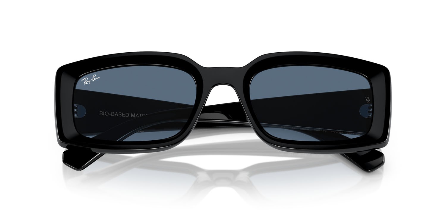 Occhiali da sole Ray-Ban Kiliane RB 4395 (667780) colore nero forma quadrato lenti blu scuro
