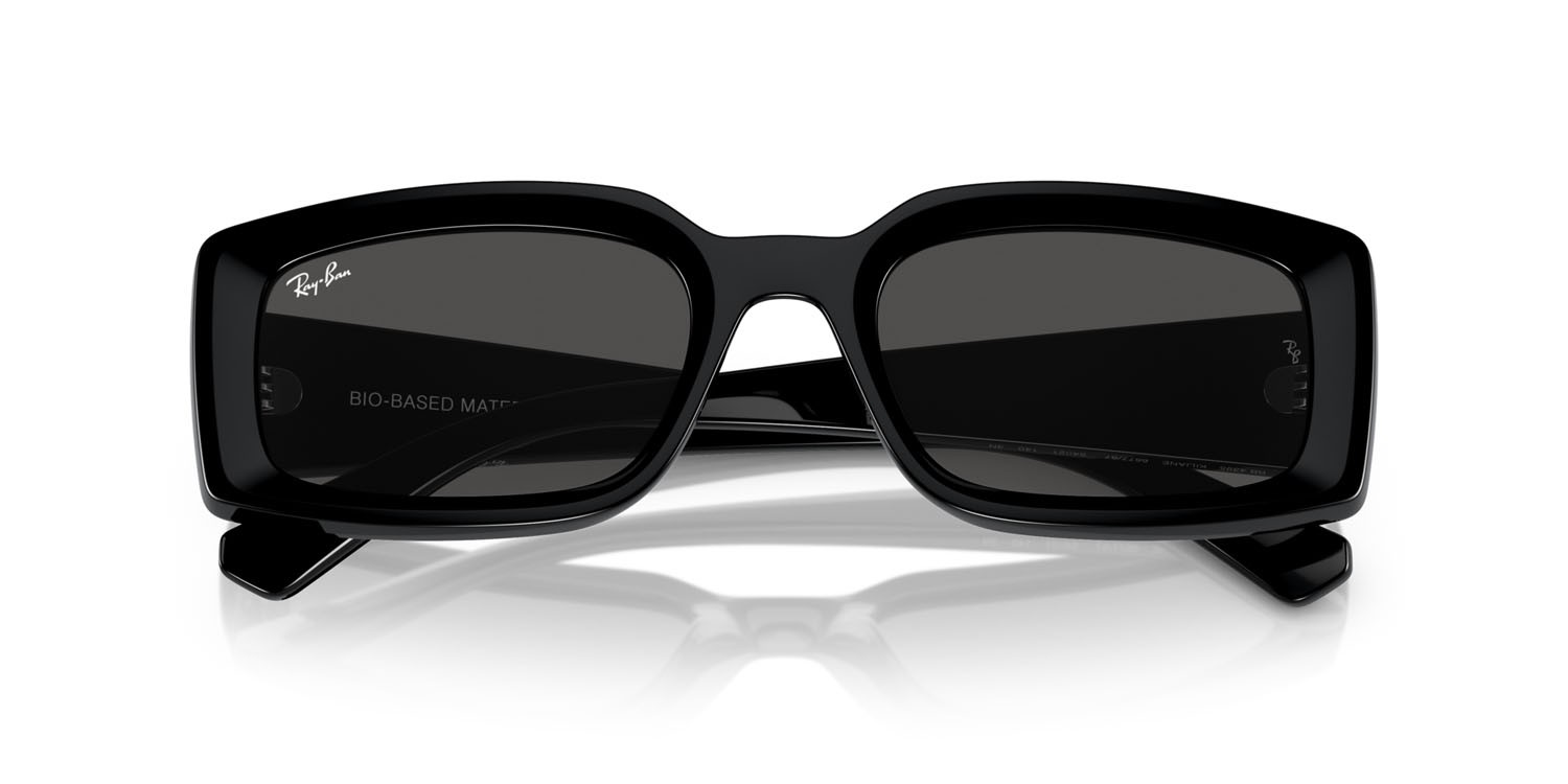 Occhiali da sole Ray-Ban Kiliane RB 4395 (667787) colore nero forma quadrato lenti grigio scuro