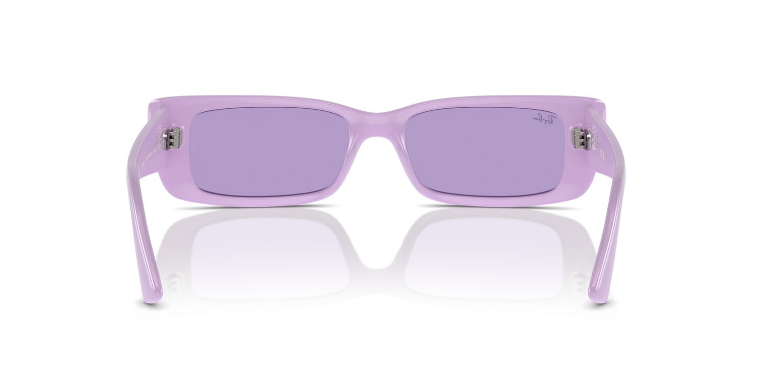 Sonnenbrillen Ray-Ban Teru RB 4425 (67581A) farbe lilla form rechteckig gläser viola