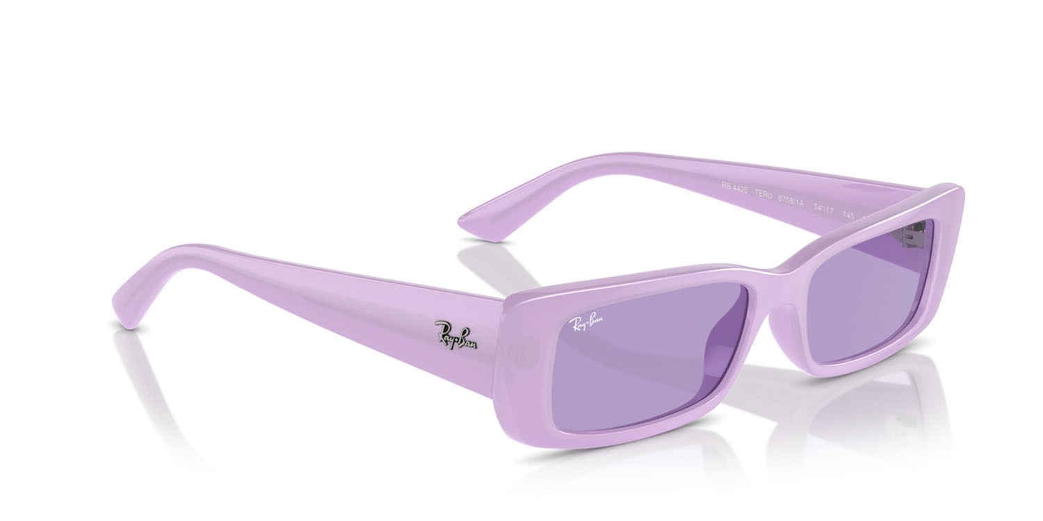 Sonnenbrillen Ray-Ban Teru RB 4425 (67581A) farbe lilla form rechteckig gläser viola