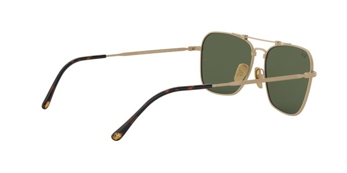 Occhiali da sole Ray-Ban Caravan Titanium RB 8136 (913658) colore brusched demi gloss white gold forma quadrato lenti green