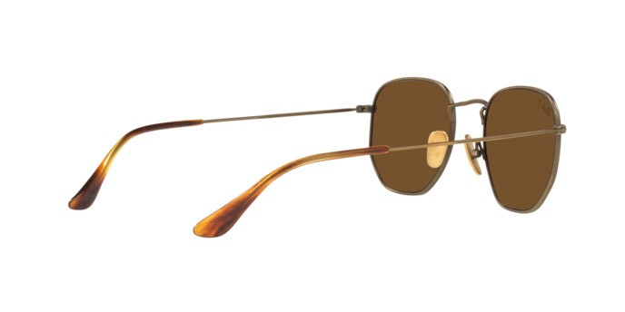Occhiali da sole Ray-Ban Hexagonal Titanium RB 8148 (920757) colore demigloss antique gold forma irregolare lenti polar brown