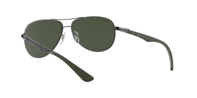 Occhiali da sole Ray-Ban Carbon Fibre RB 8313 (004/N5) colore gunmetal forma aviator lenti polar green ar