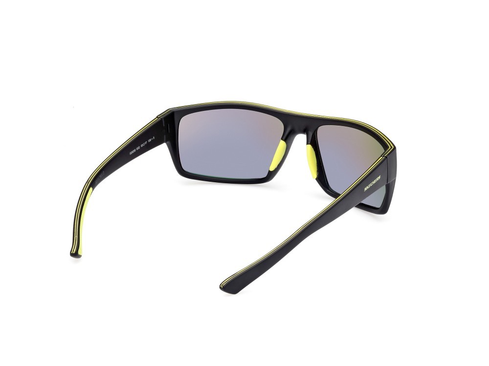 Sonnenbrillen Skechers SE6292 (02Q) farbe nero opaco form rechteckig gläser verde specchiato